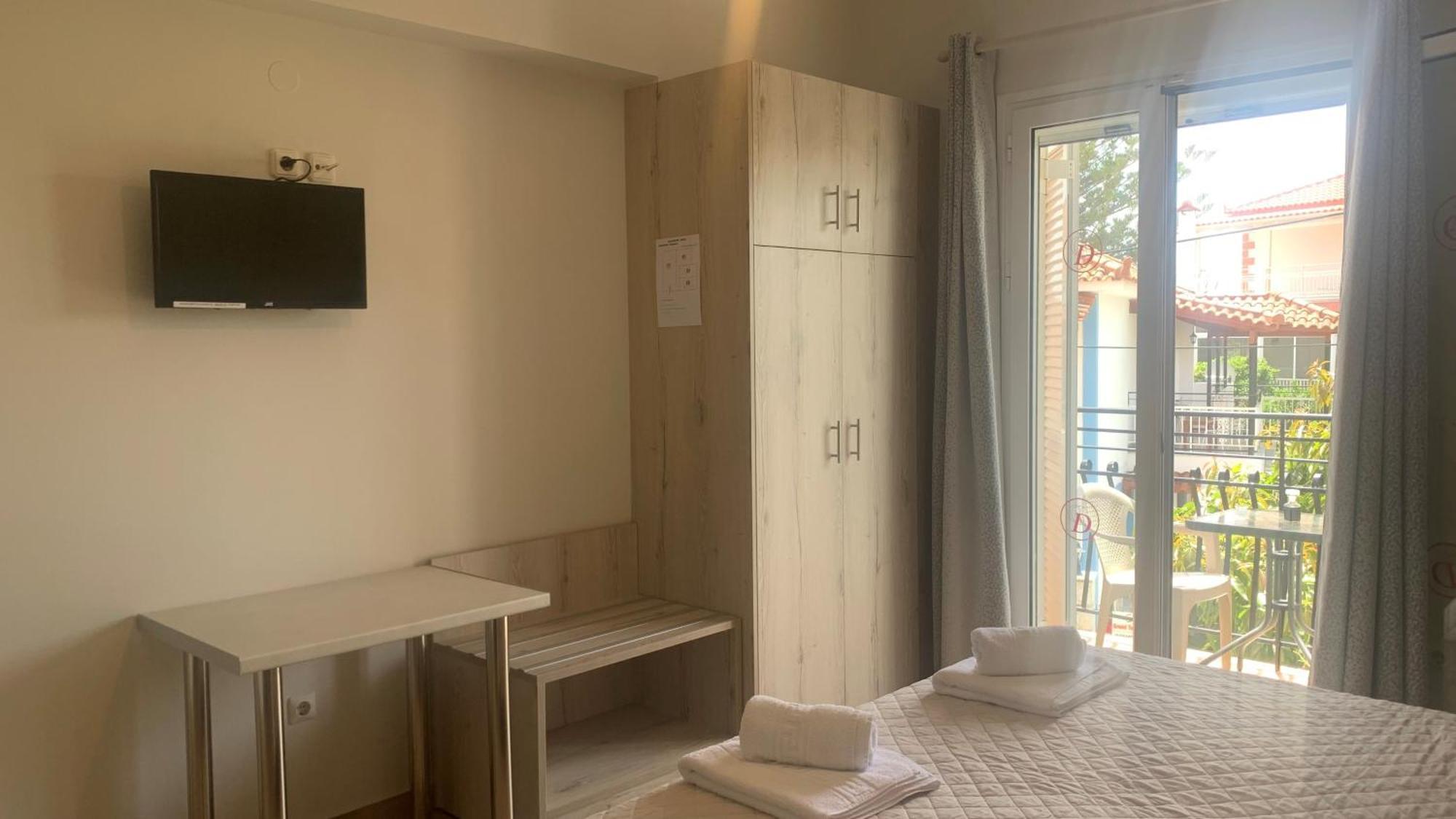Dionysios Studios Skala  Bagian luar foto