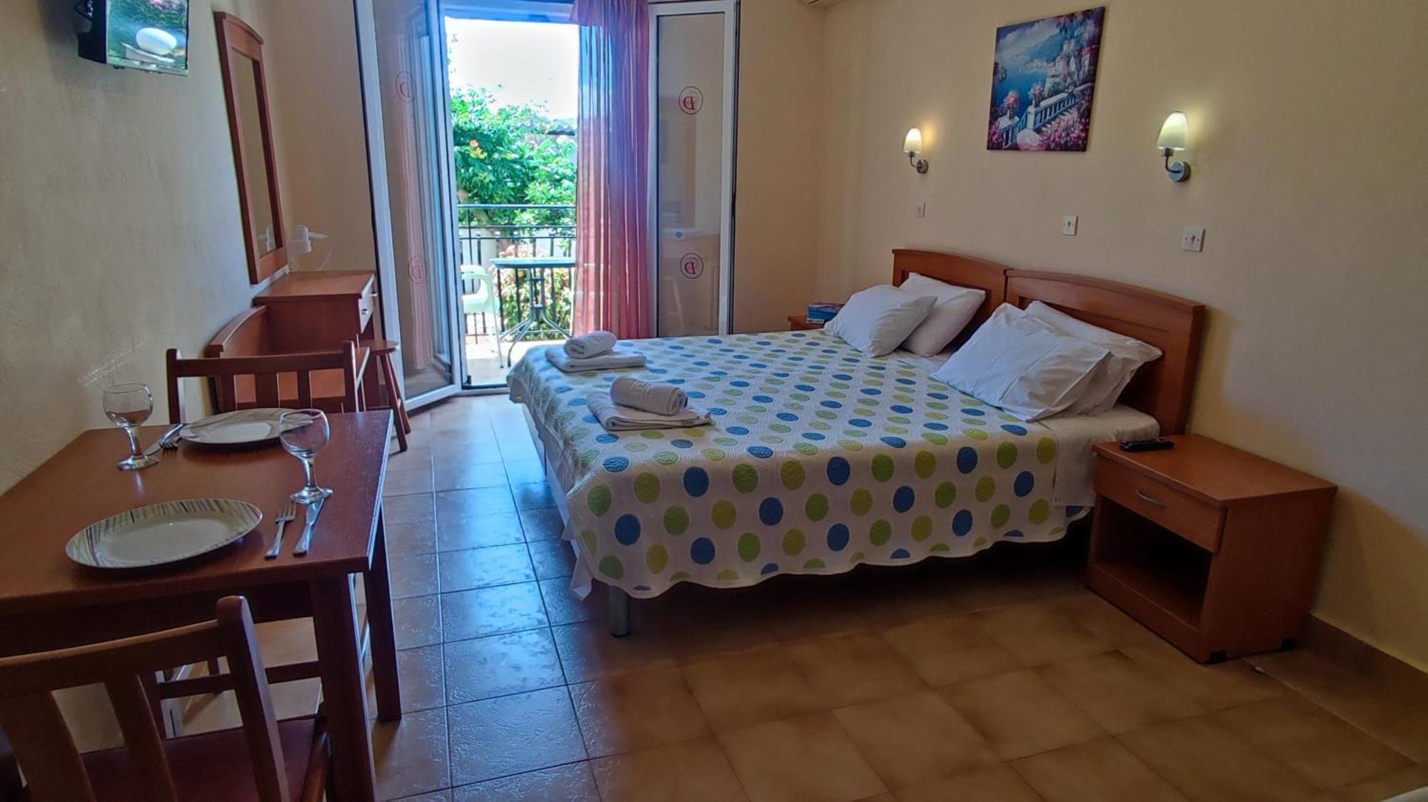 Dionysios Studios Skala  Bagian luar foto