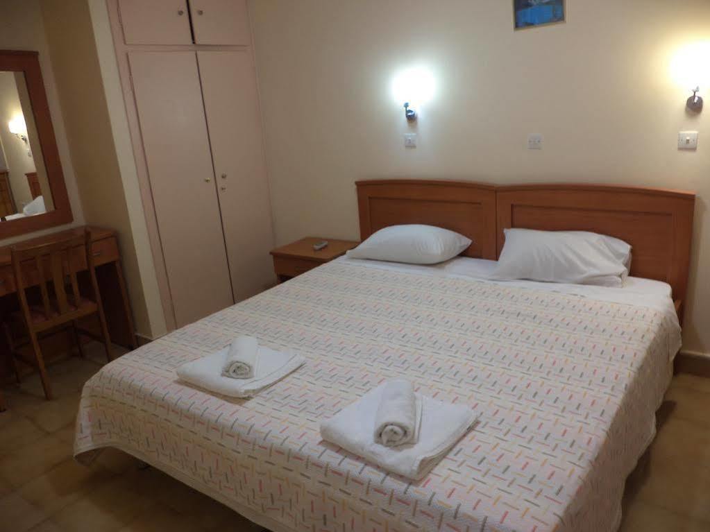 Dionysios Studios Skala  Bagian luar foto